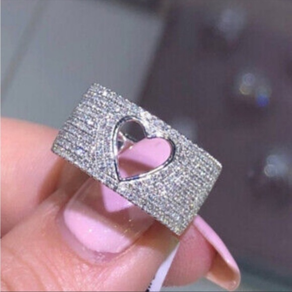 New 925 STERLING SILVER DIAMOND Ring - Picture 2 of 2